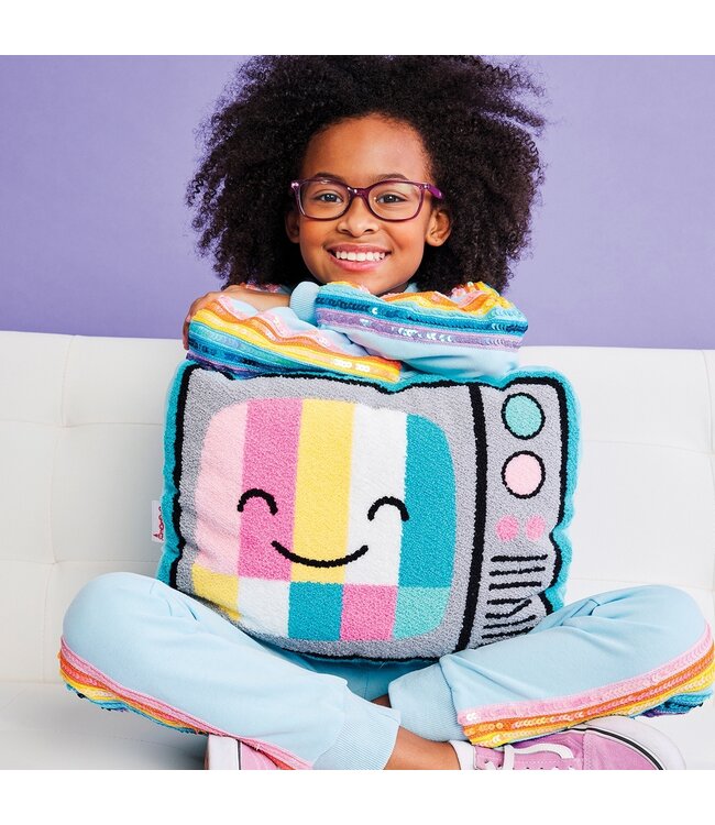 Snuggle Up with Retro Chenille Charm!