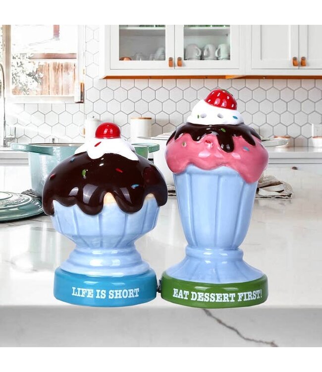 Sprinkle Some Fun: Ice Cream Sundae Shaker Set!