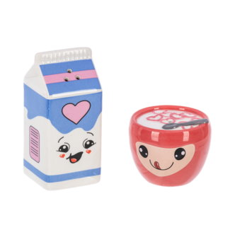Ganz Cereal and Milk Salt and Pepper Shaker