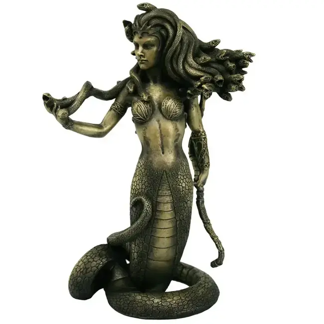 Unleash the Myth: Medusa in Resin!