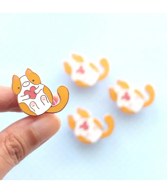 Pawsitively Purrfect: Orange & White Cat Enamel Pin!