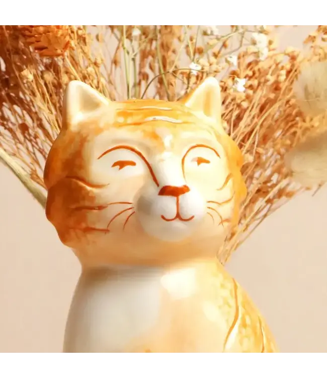 Purr-fectly Charming: Tigger the Cat Vase