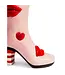 Kick Up Your Decor: Heart & Lips Vase Delight!