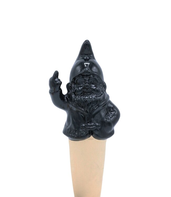 Gnomy: The Self-Watering Guardian of Your Plants!