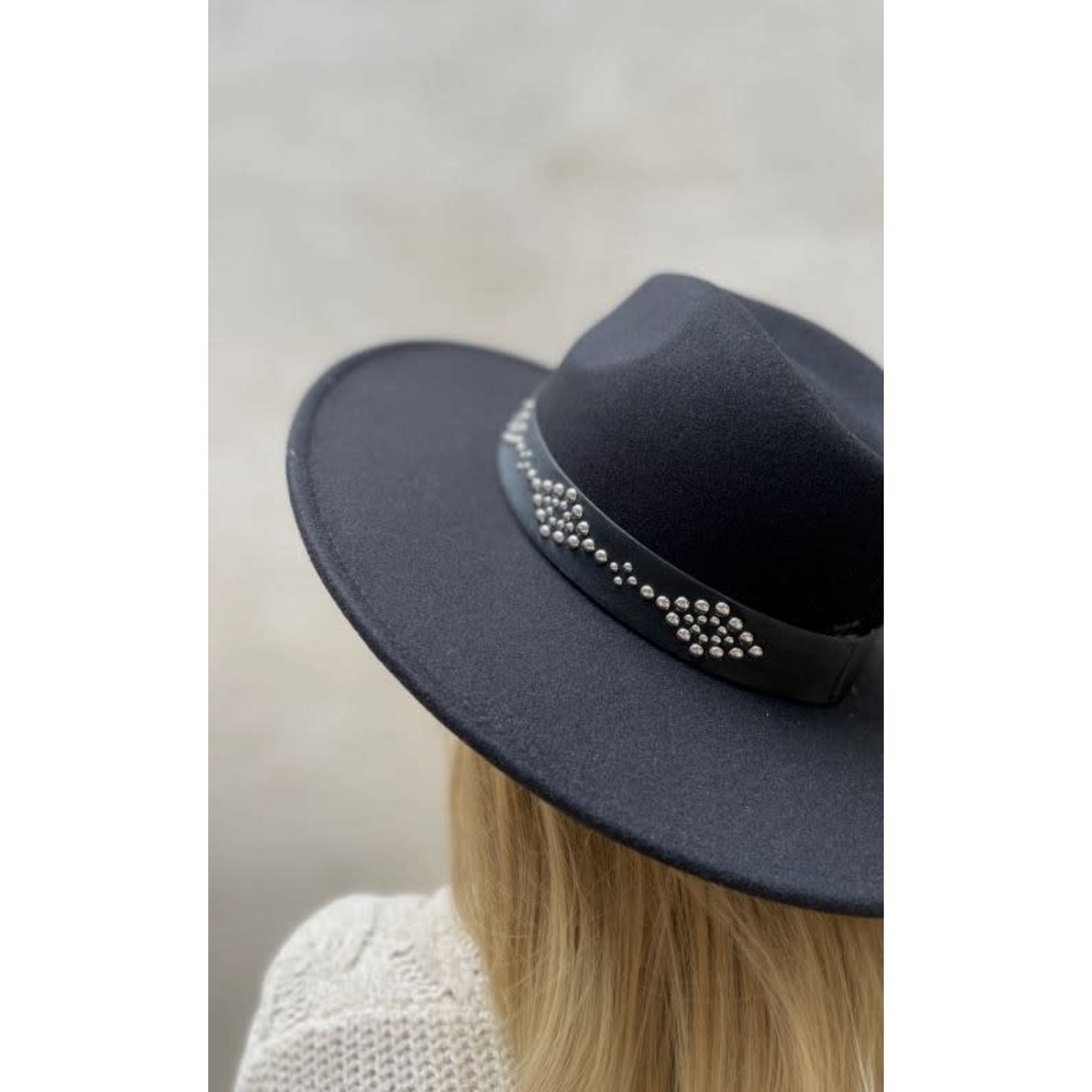 Love&Thyme Wide Brim Felt Fedora Hat with Studded Band