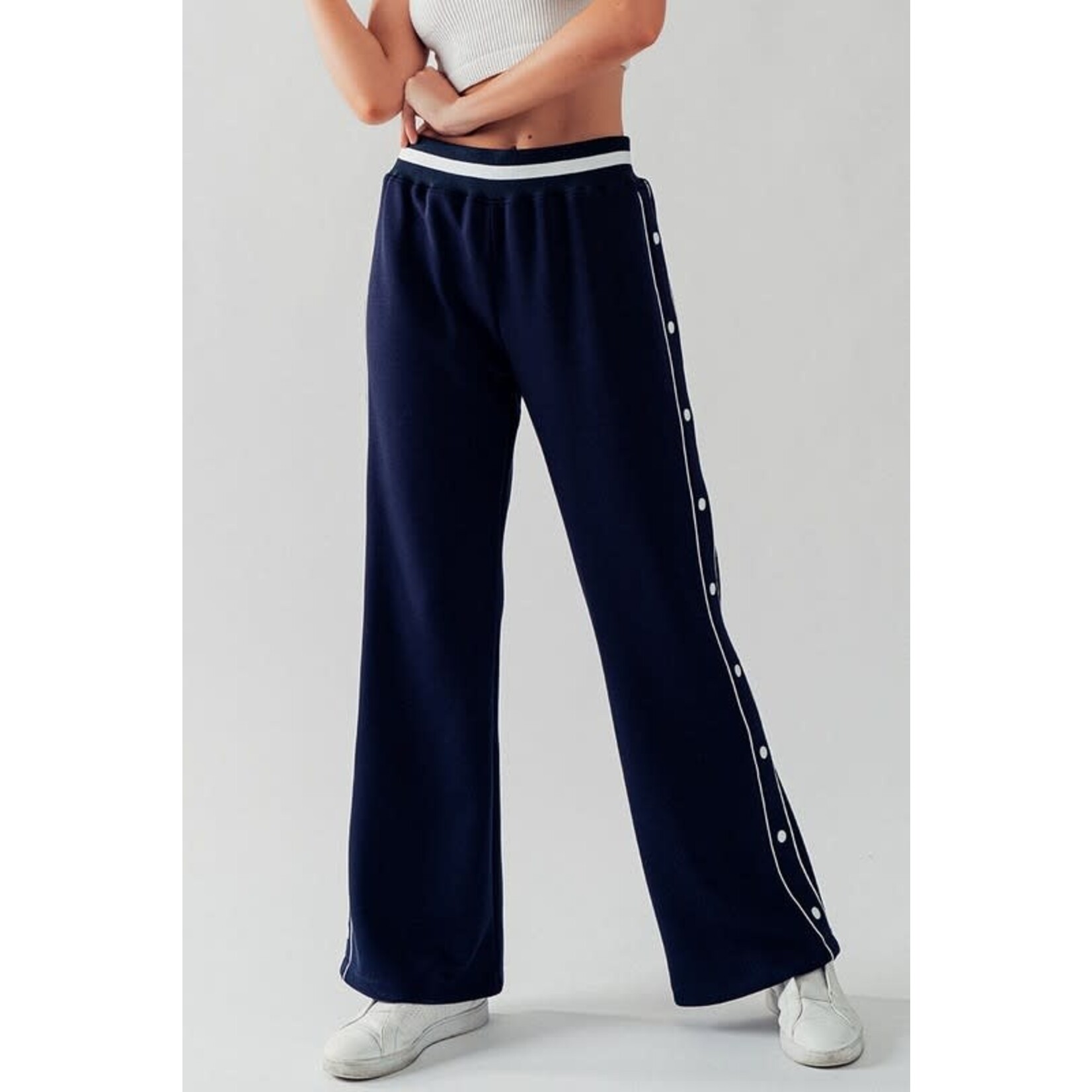 Trend Notes Button Side Sweatpants