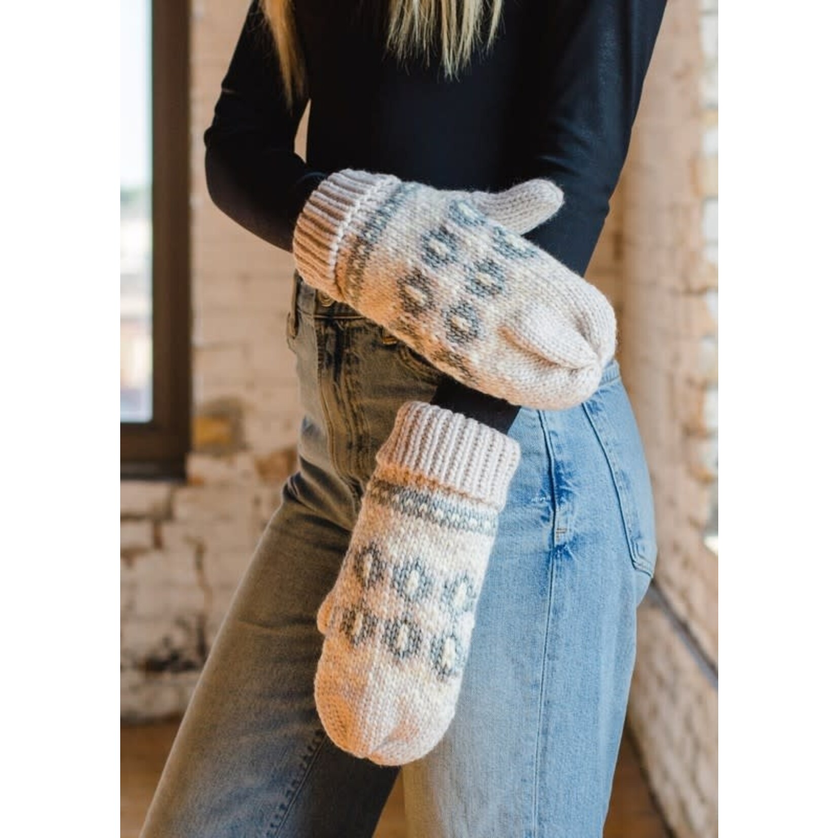 Panache Patterned Knit Mittens