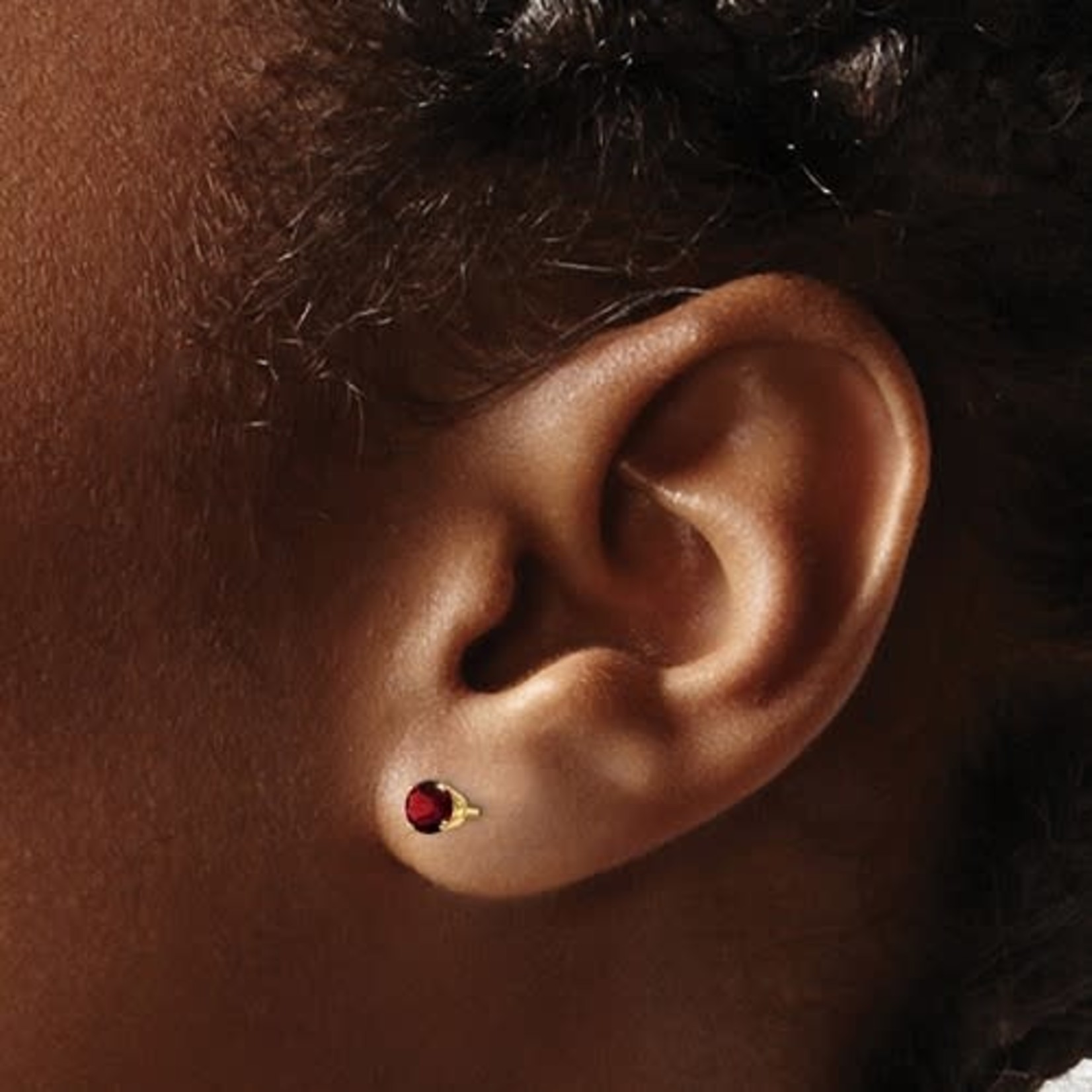 QUALITY GOLD OF CINCINNATI INC 14K 4mm Garnet Earrings