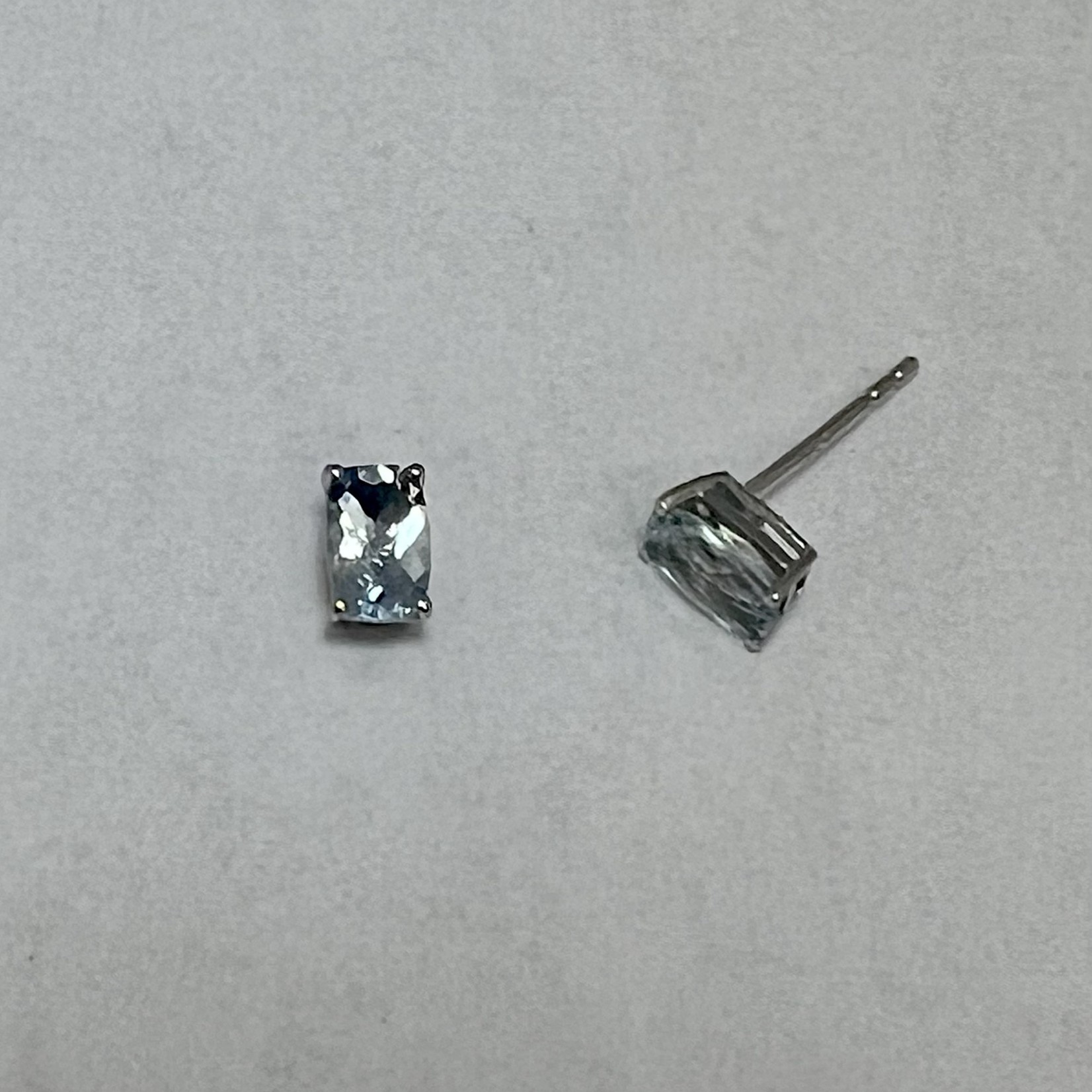 YCH INC. 14KW 6x4mm Cushion Cut Aquamarine Earrings