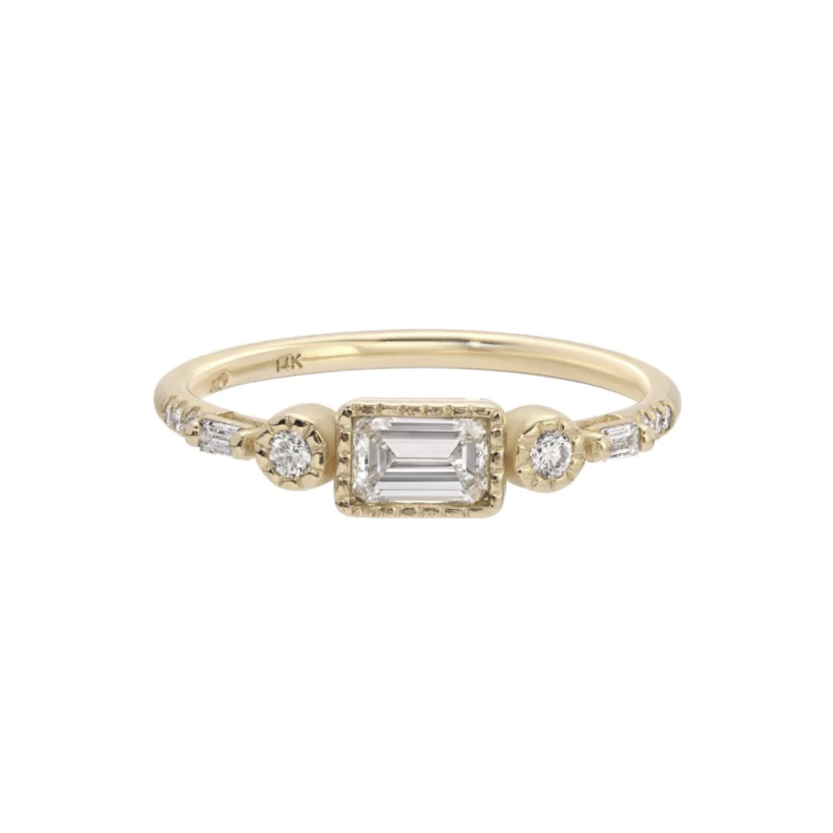 *Diamond Evoke Ring · 14K Gold · 7.5