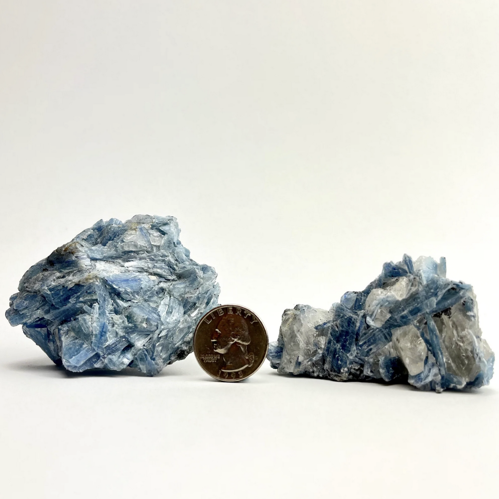 Modelo Paraiba Blue Kyanite Cluster | 50-70mm | Brazil