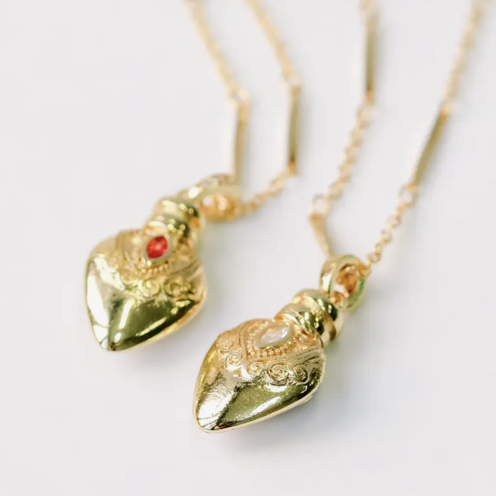 Vintage Potion Elixer Charm Necklace · Red Crystal/Gold