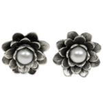 *White-Eyed Lotus Pearl Flower Earrings