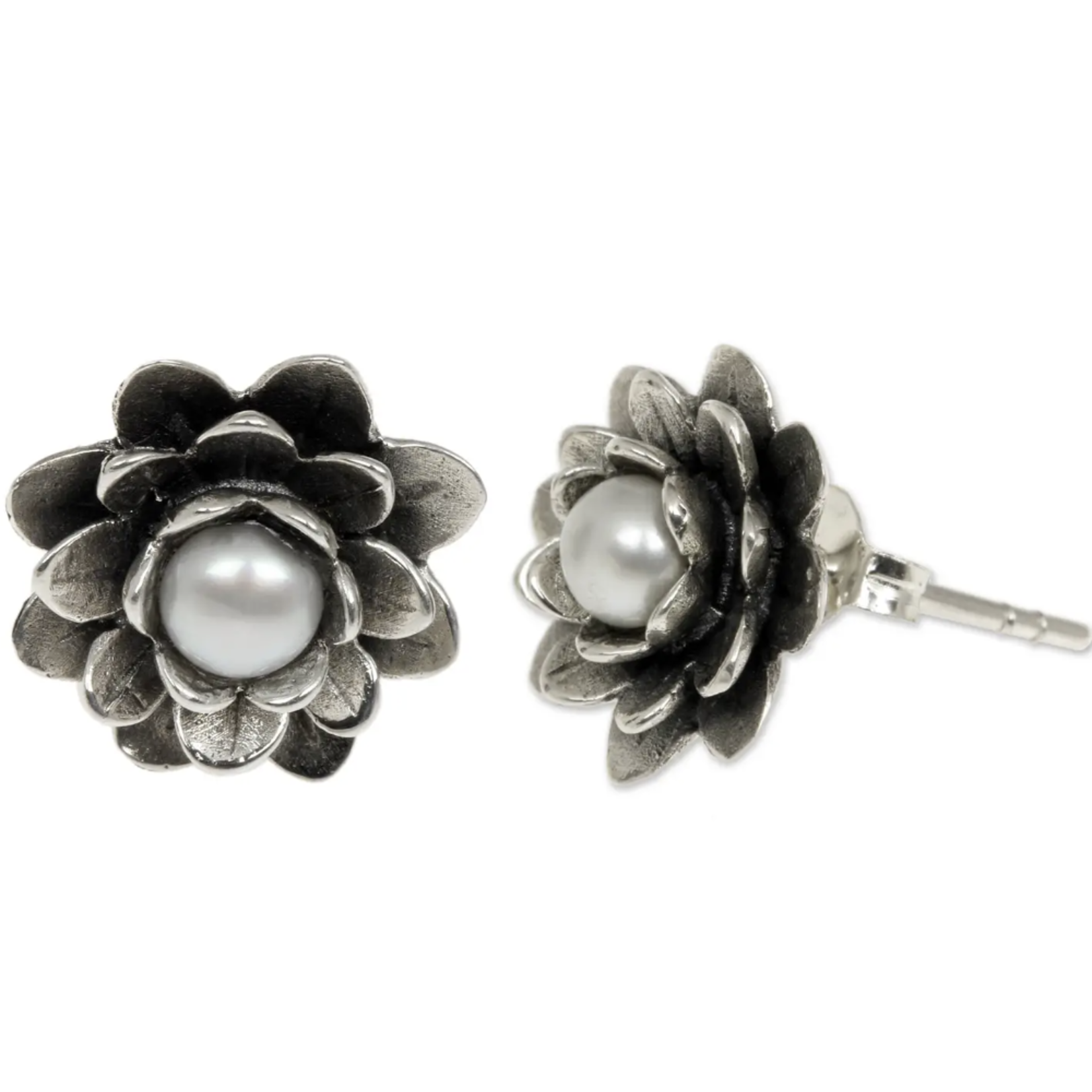 *White-Eyed Lotus Pearl Flower Earrings