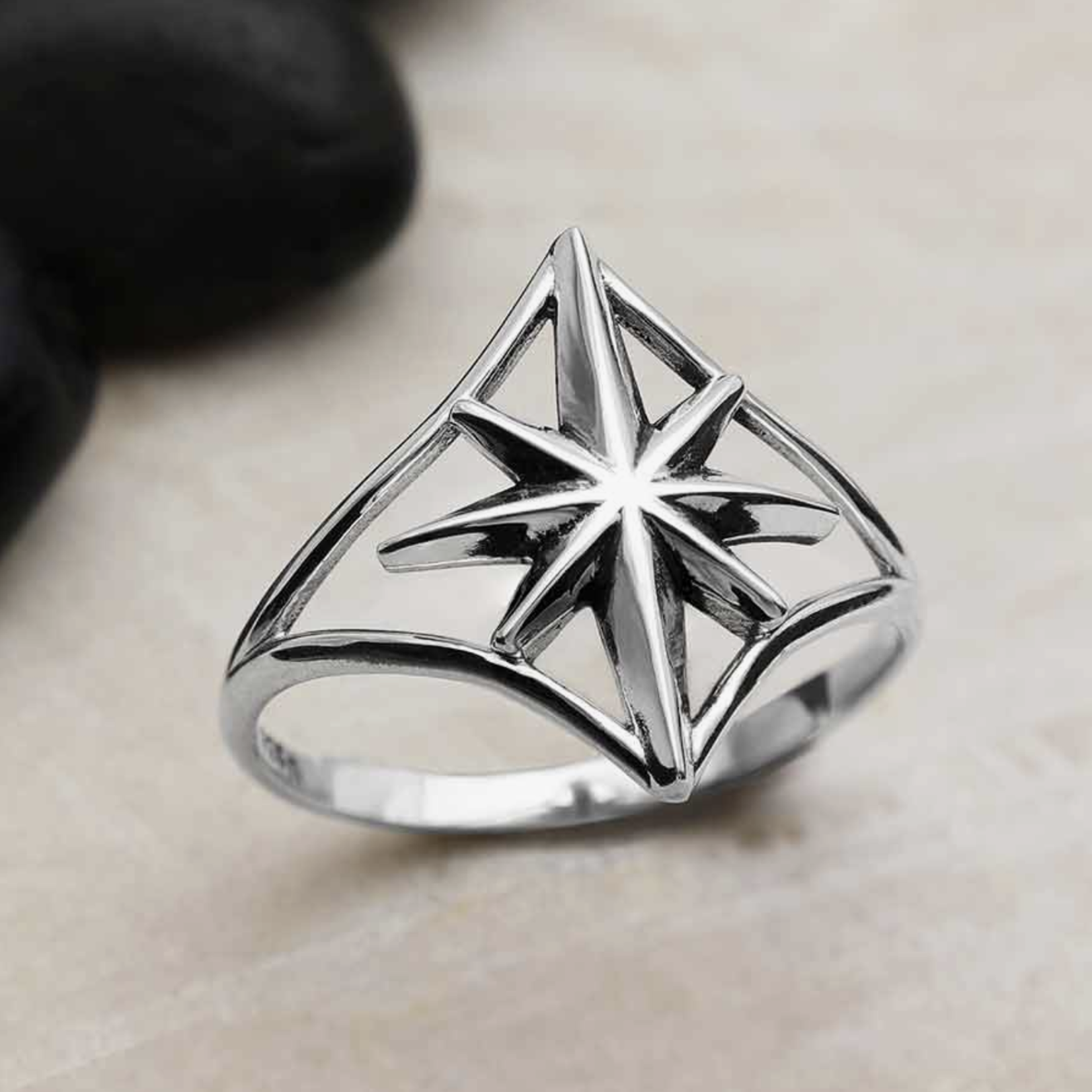 North Star Split Shank Ring · Silver ·