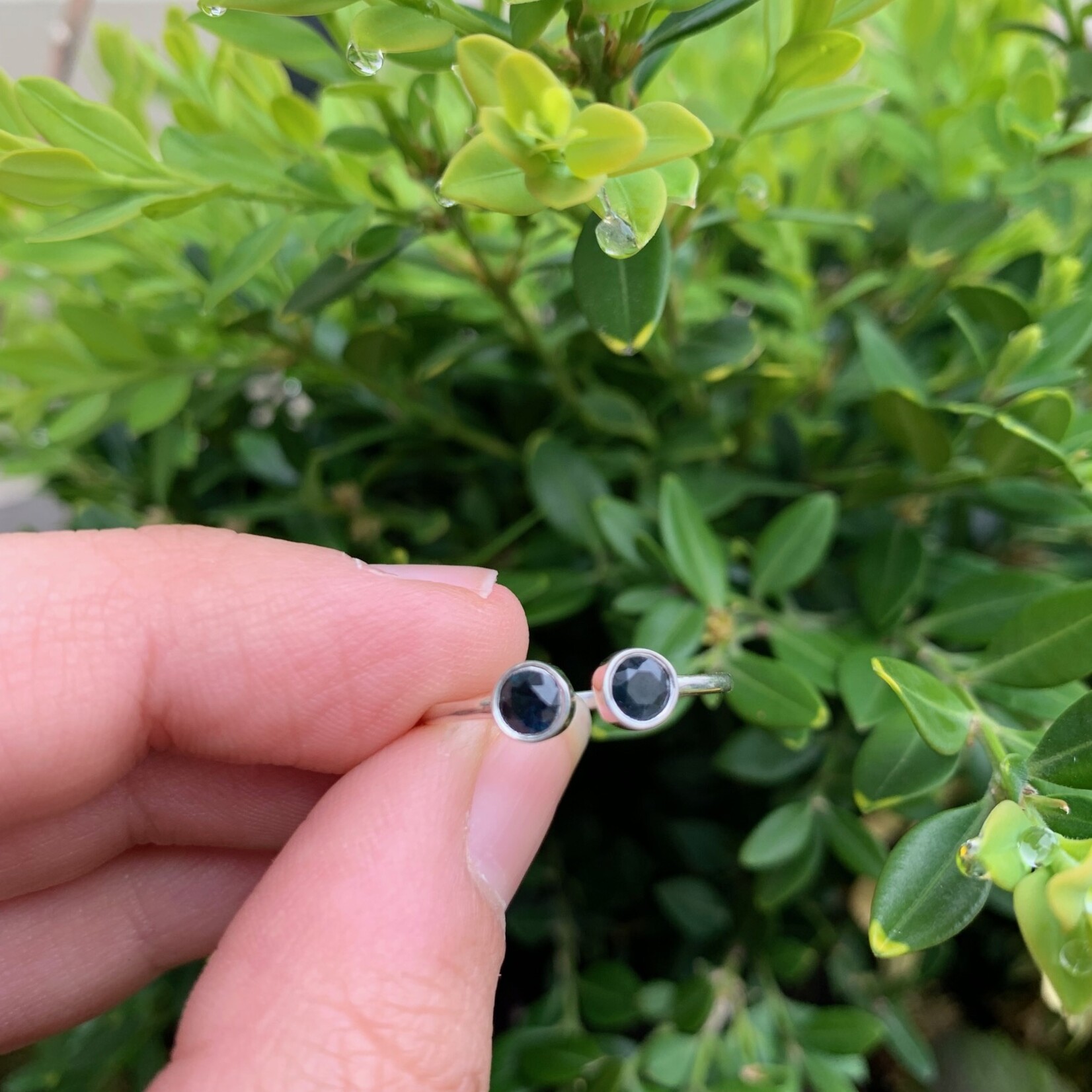 Open Montana Sapphire Ring · Sterling Silver · 9