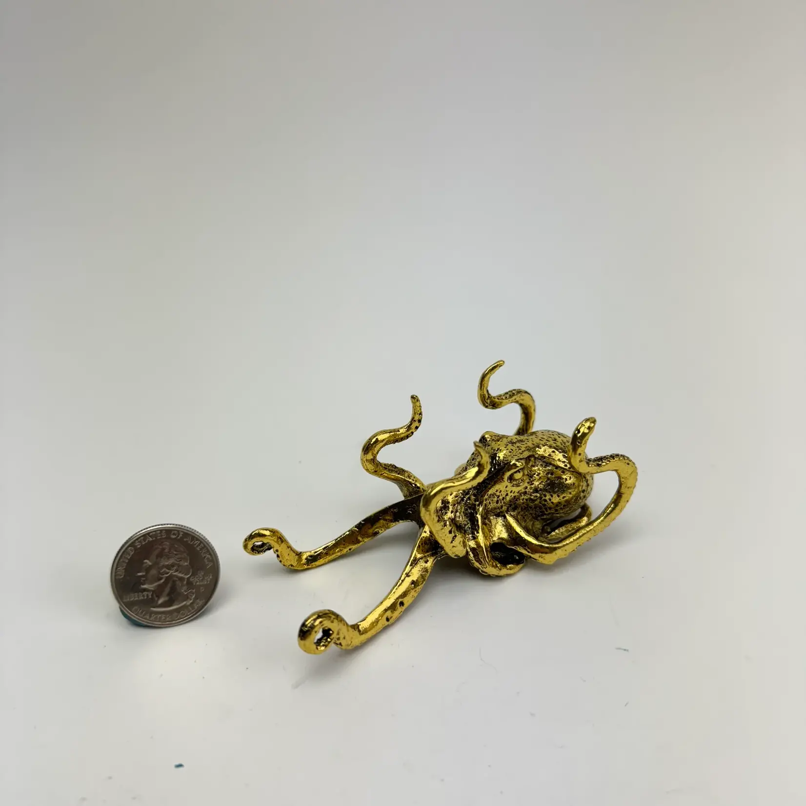 Metal Sphere Stand | Octopus |