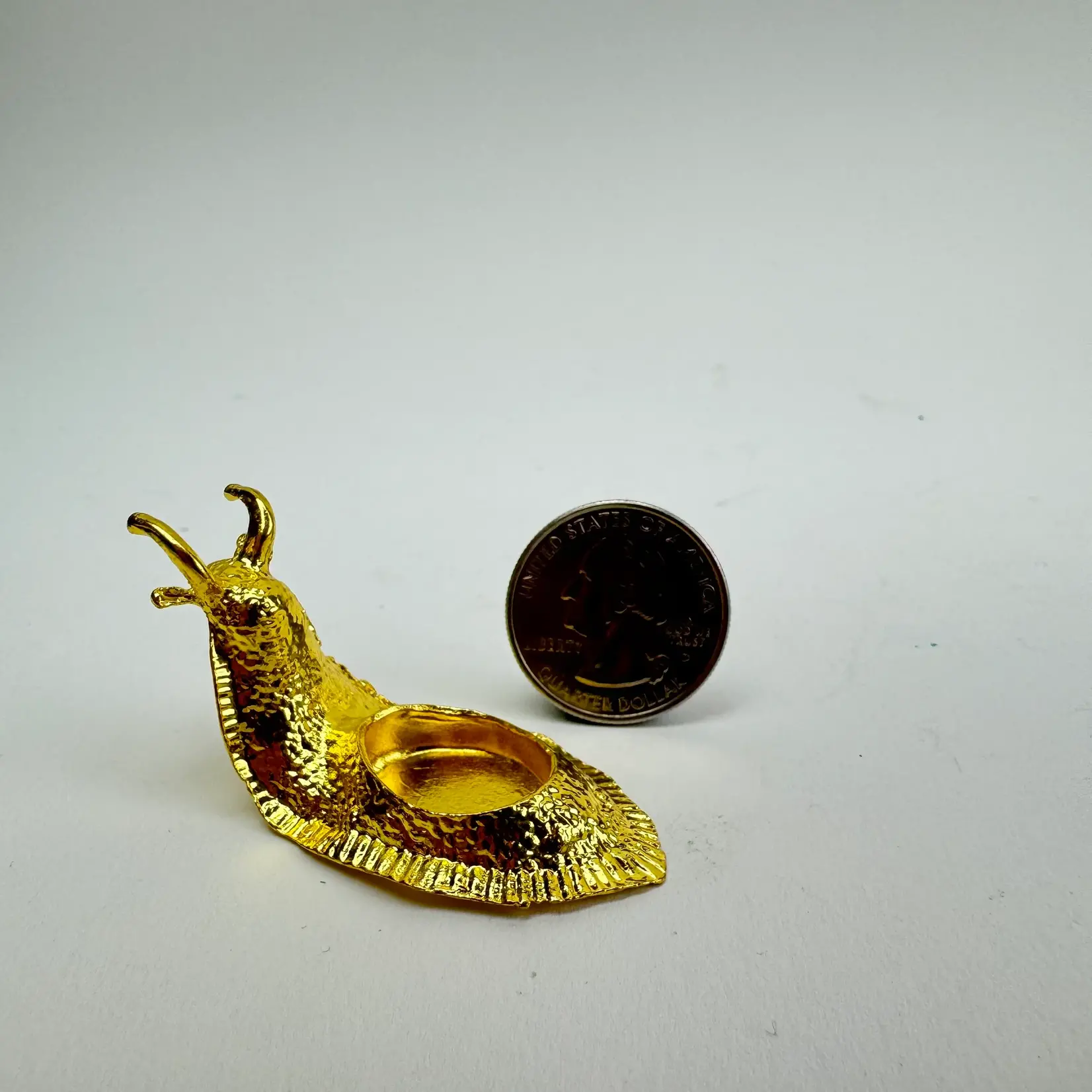 Metal Sphere Stand | Snail |
