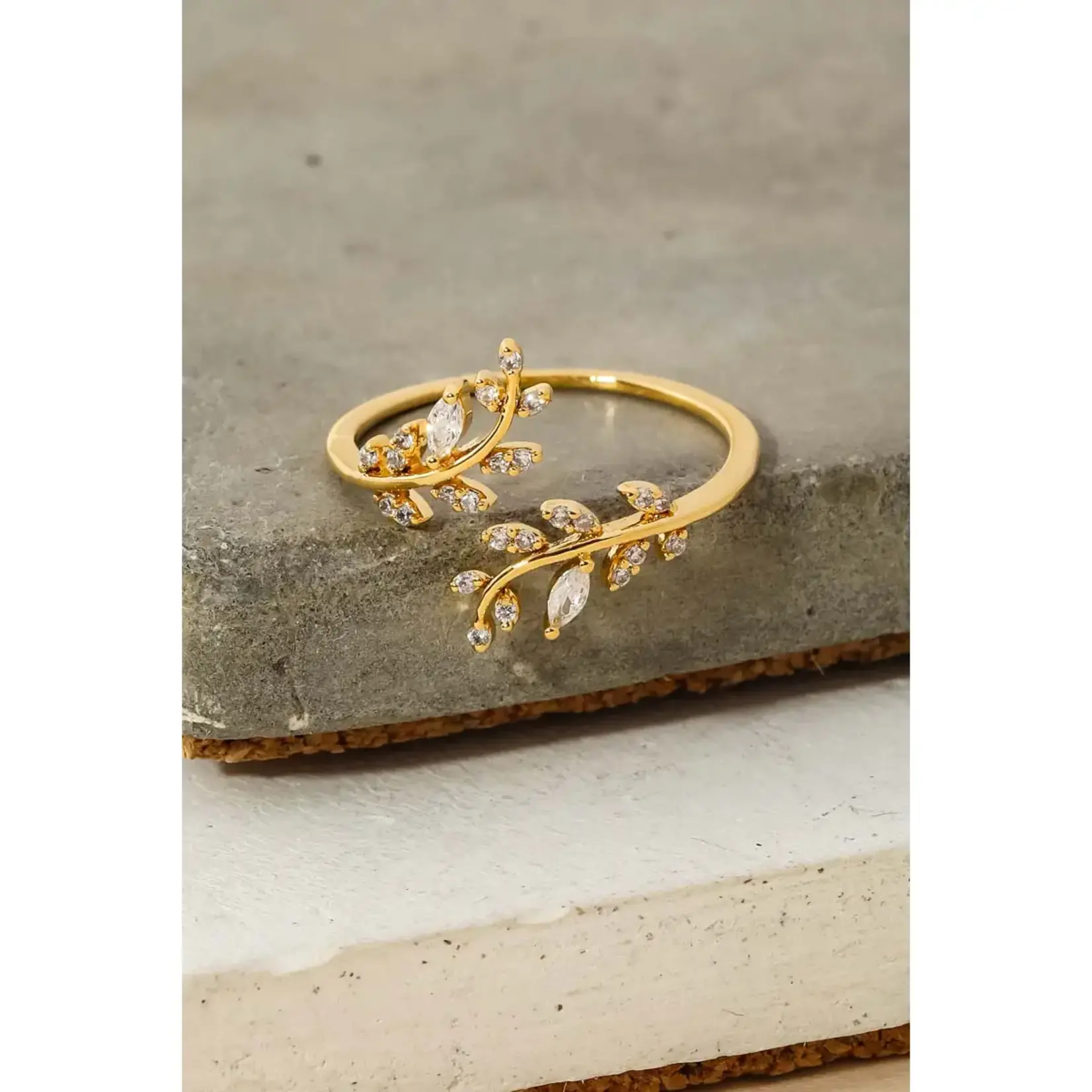 Jeweled Vine Ring · Gold Plating