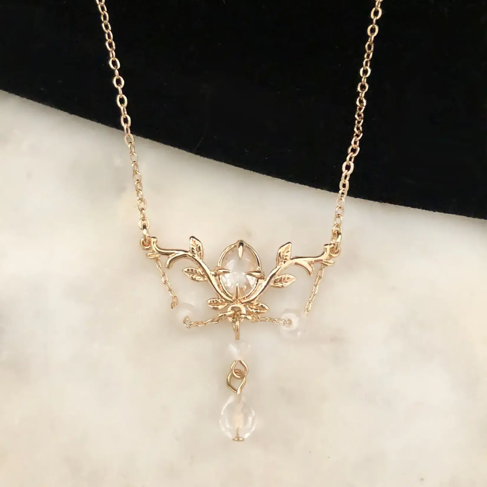 *Fairy Glen Necklace · 14K Gold Plating