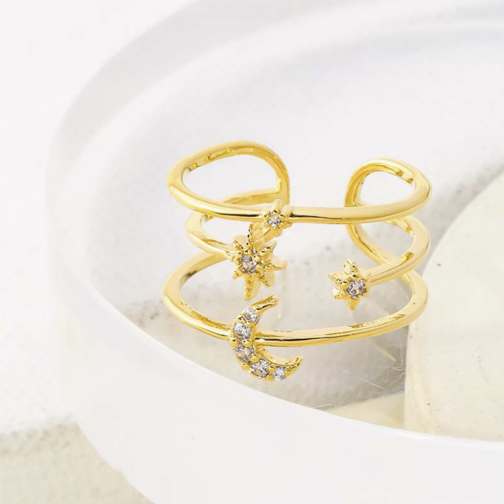 Three Line Star Moon Ring · Gold