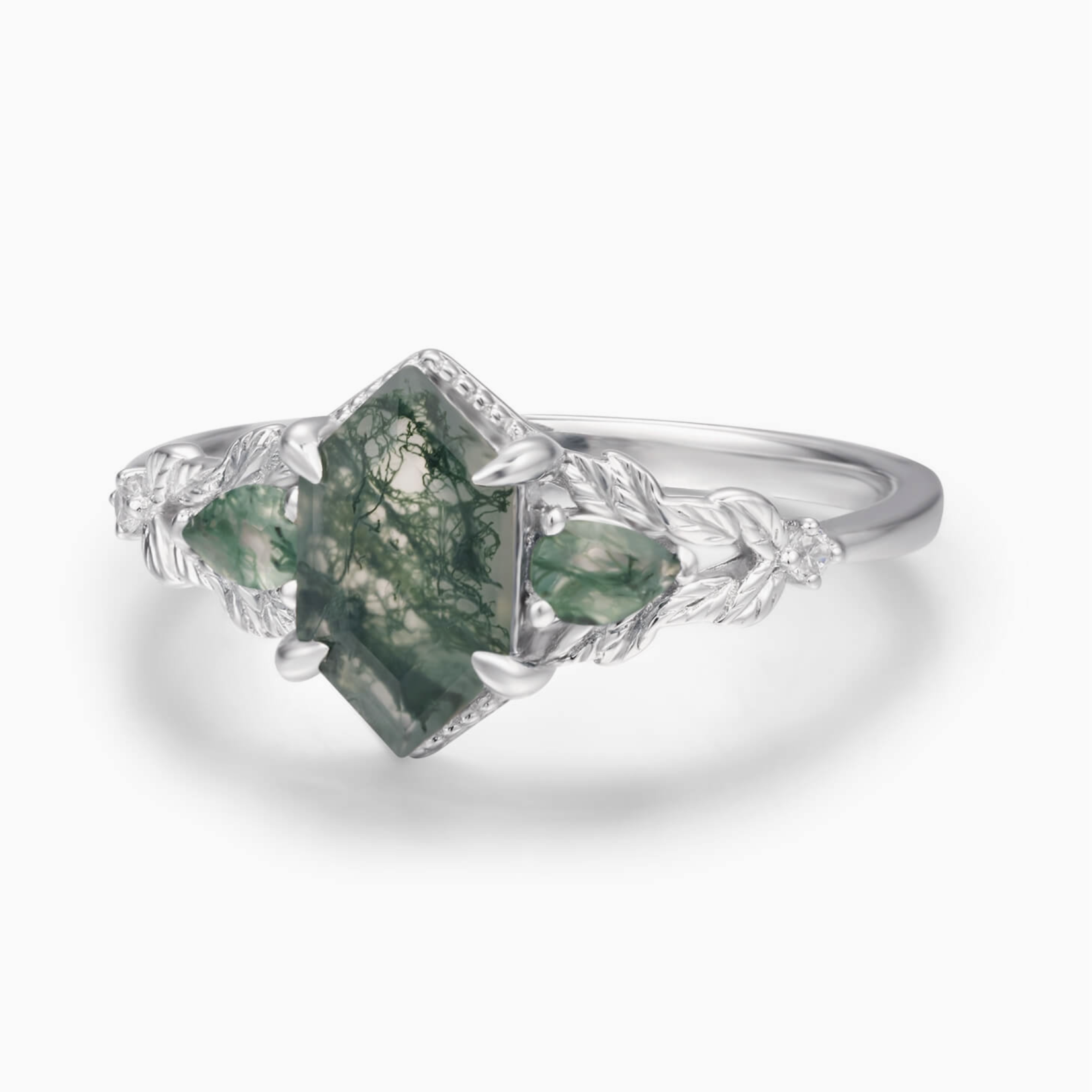 Gardenia Moss Agate Ring · White Gold Vermeil ·