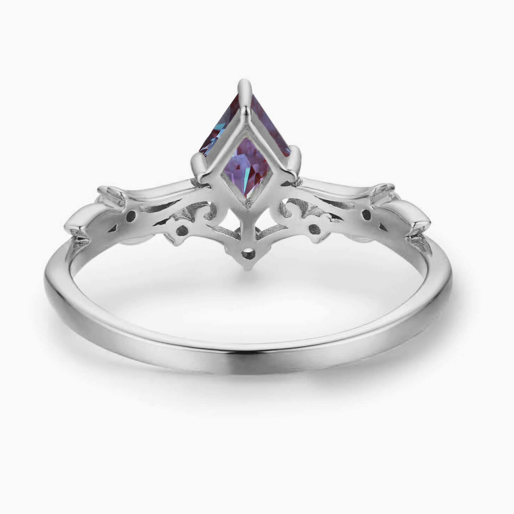 *Victorian Lace Alexandrite Ring · White Gold Vermeil · 6