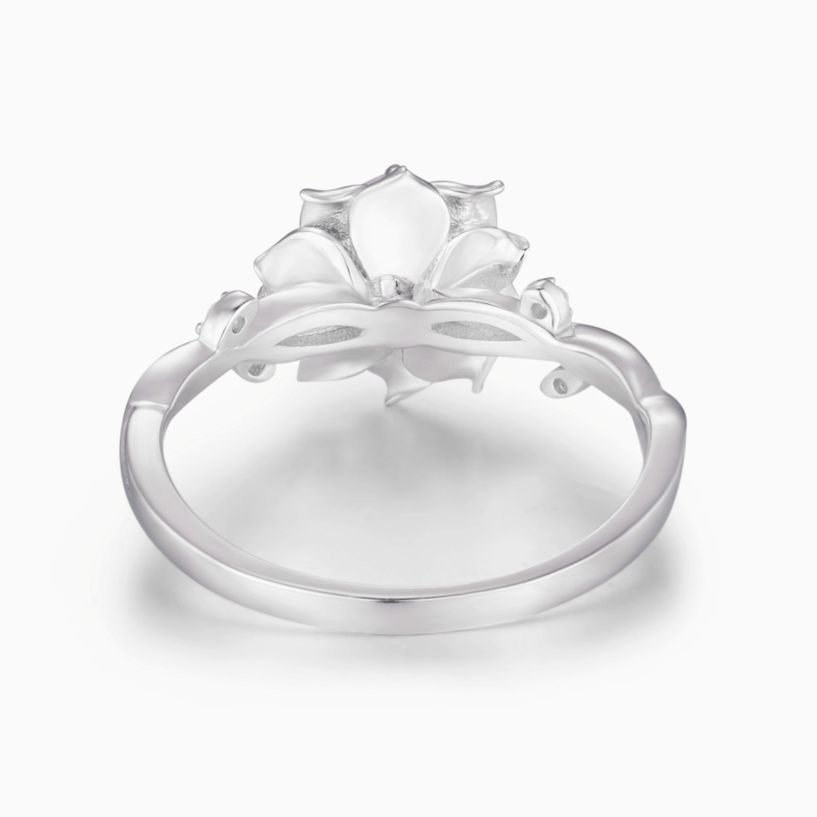Moonflower Amethyst Ring · White Gold Vermeil · 8