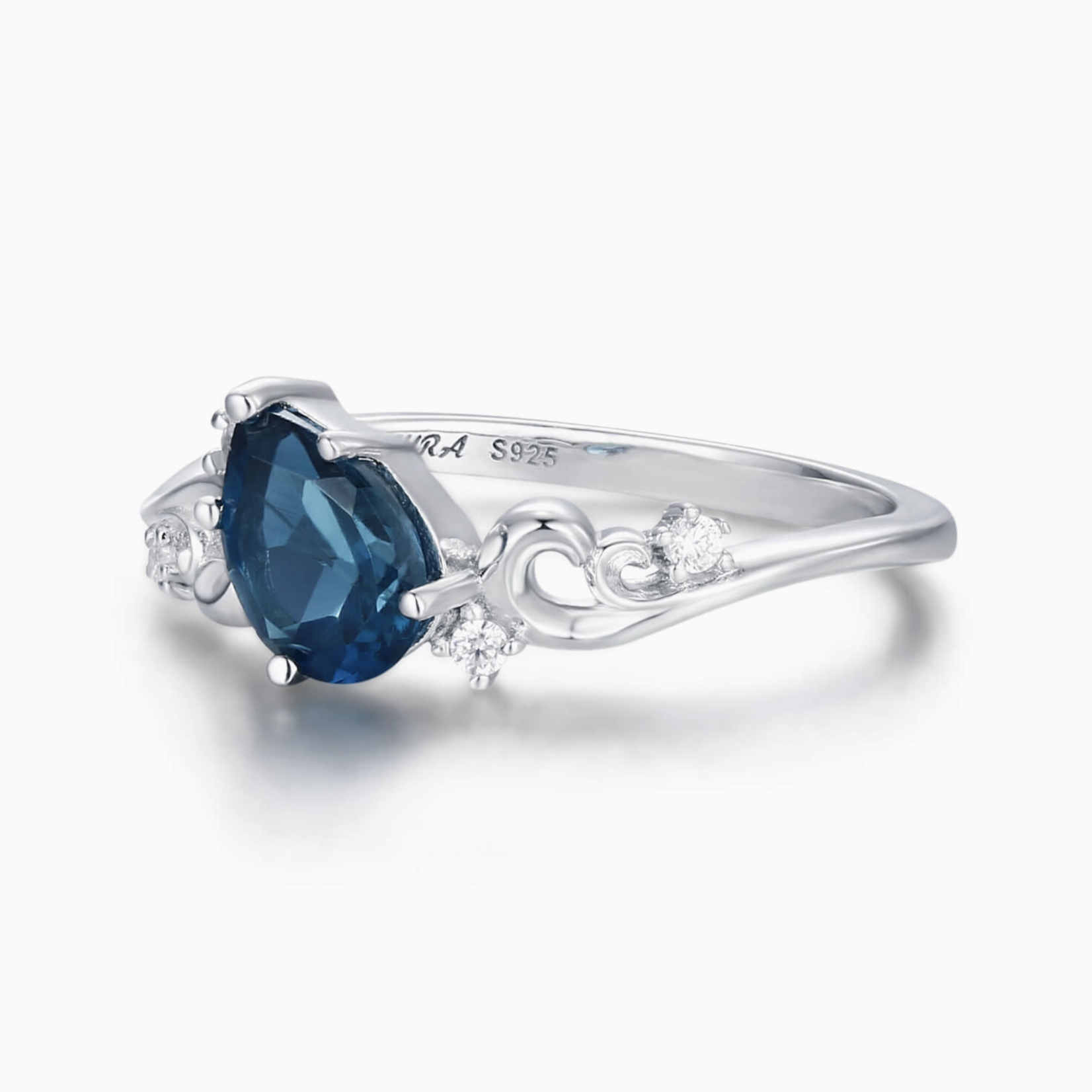 *Midnight Seabed London Blue Topaz Ring · White Gold Vermeil · 7