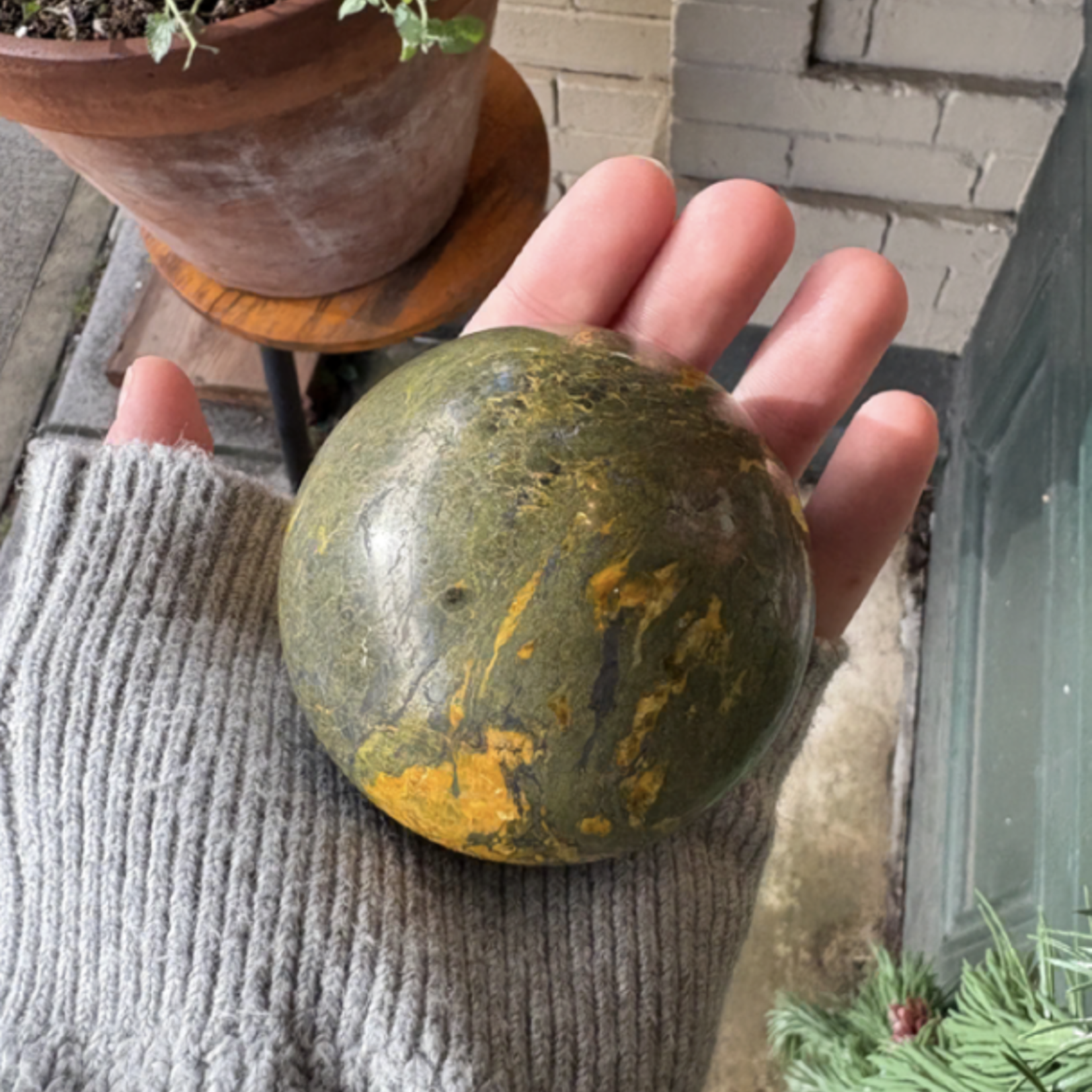 Realgar | Sphere | 70-80 mm