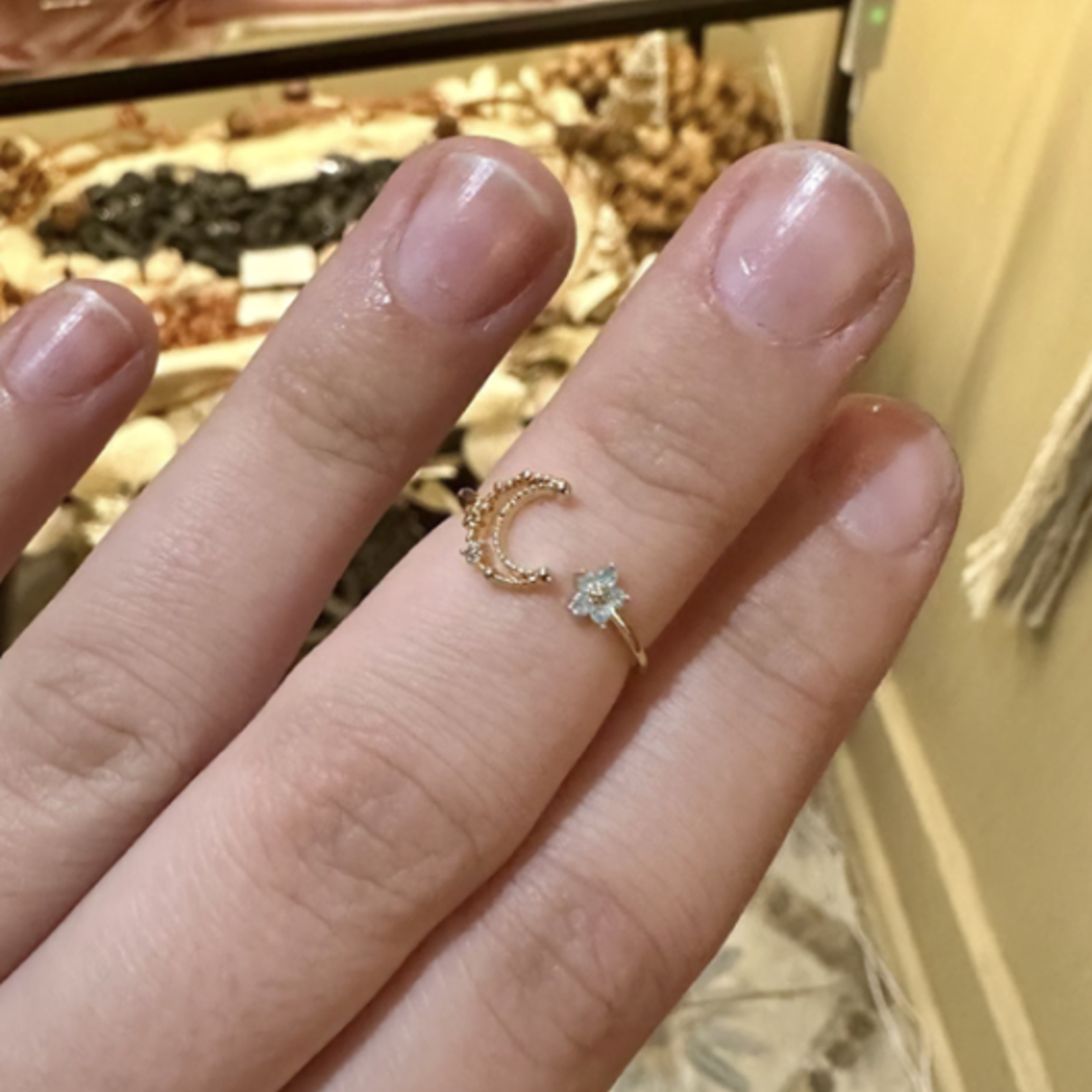 Moon and Star Open Band Ring · Gold