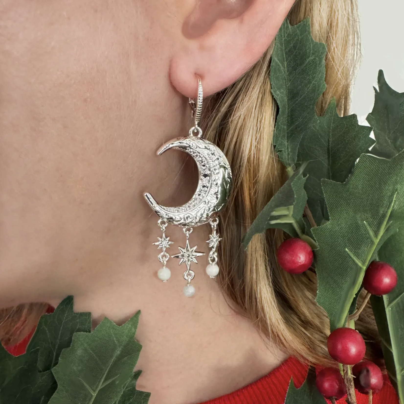 *Hare Moon Earrings · Silver Plating