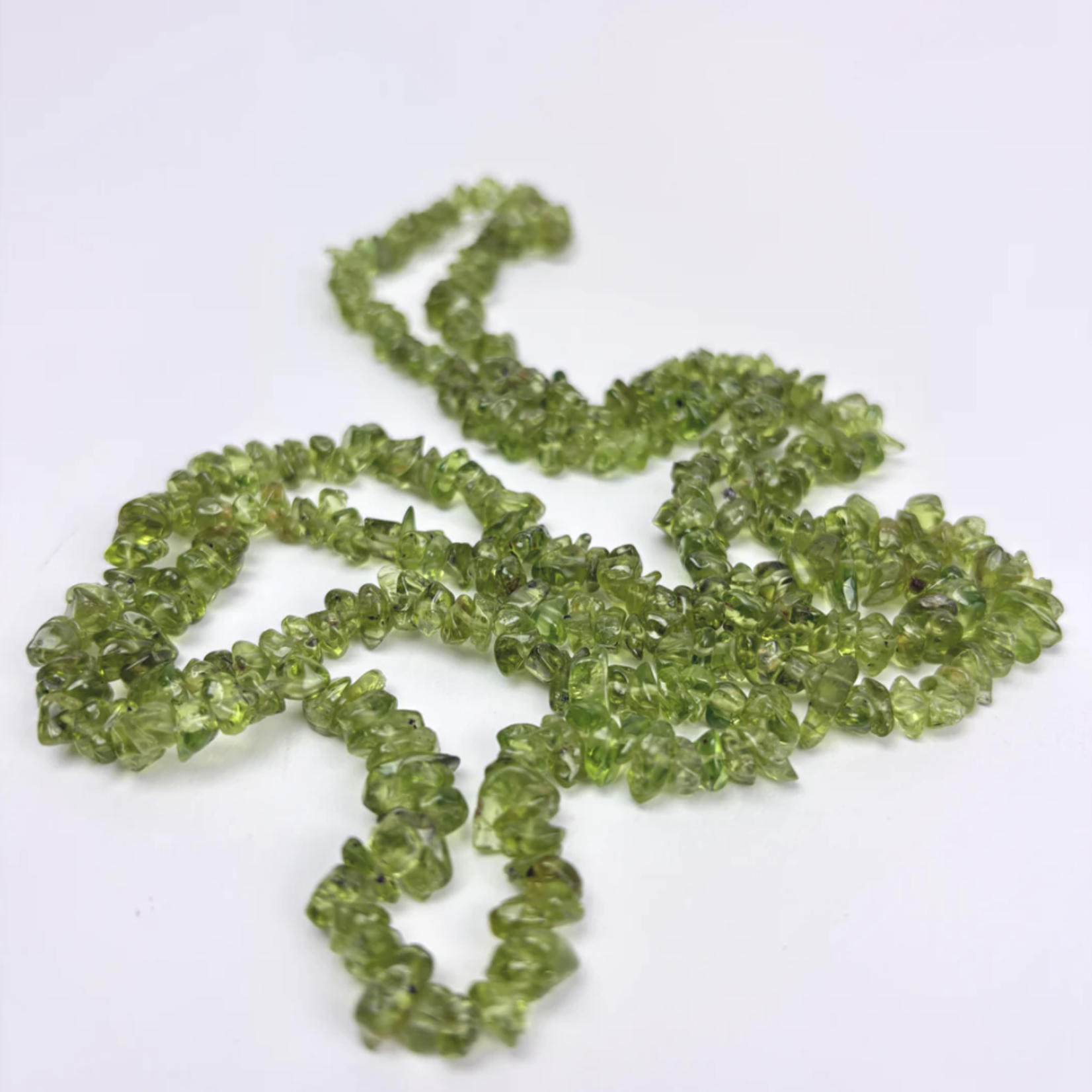 Crystal Chip Necklace · Peridot · 18"