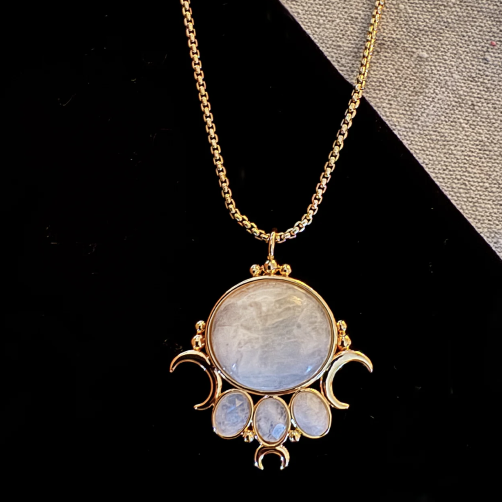 The Priestess Necklace · 18K Gold Plating ·