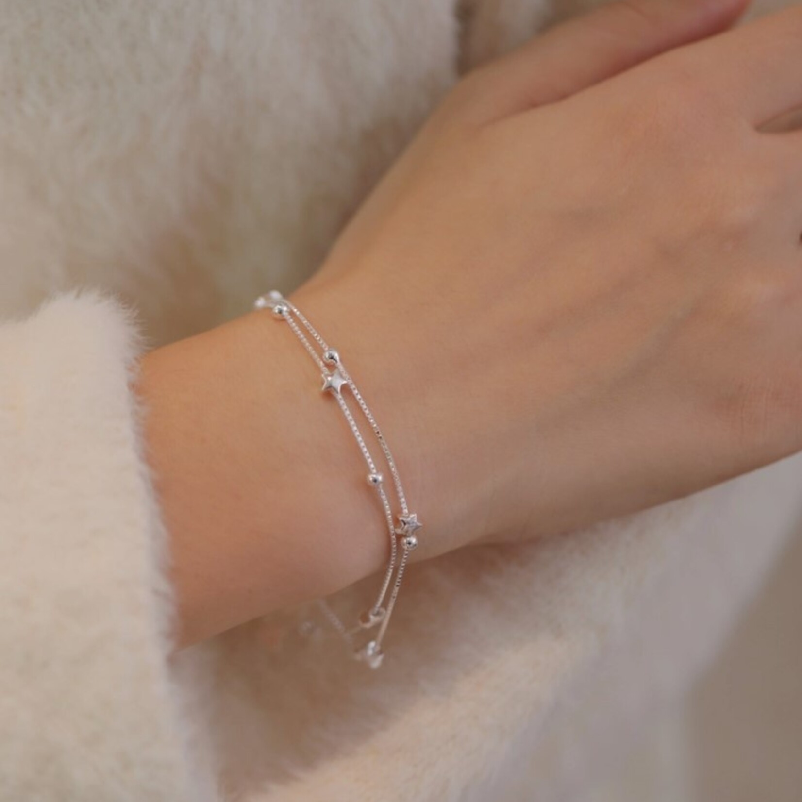 Happyzzzsu Double Layer Star Bracelet · 6.5 - 7.4 Inches ·  Silver