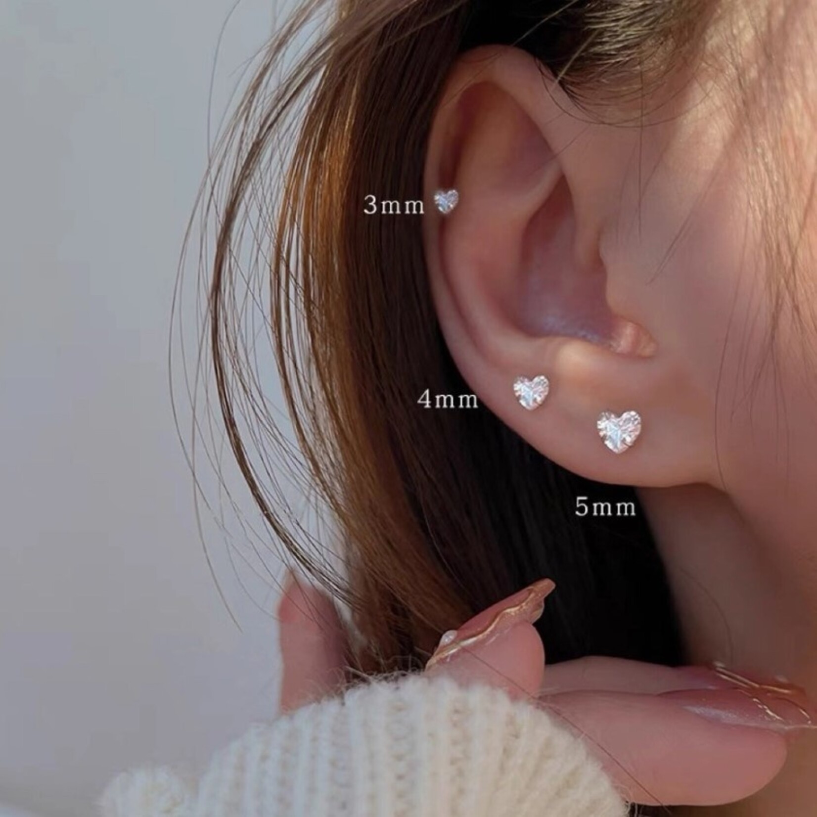 Happyzzzsu Heart Diamond Stud Earrings | Silver