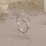 Happyzzzsu Leaves Adjustable Ring · Silver