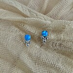 Happyzzzsu Leaf Blue Opal Stud Earrings · Silver