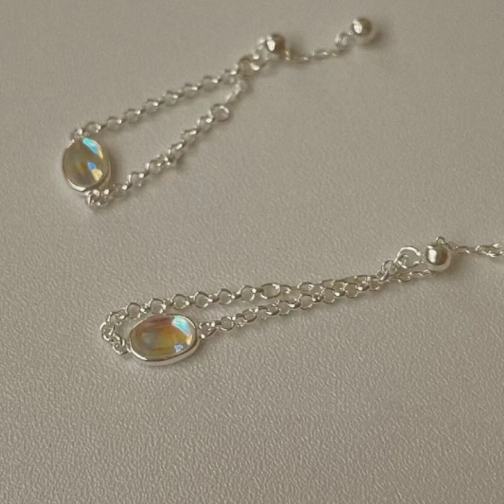 Happyzzzsu Moonstone Chain Ring · Silver