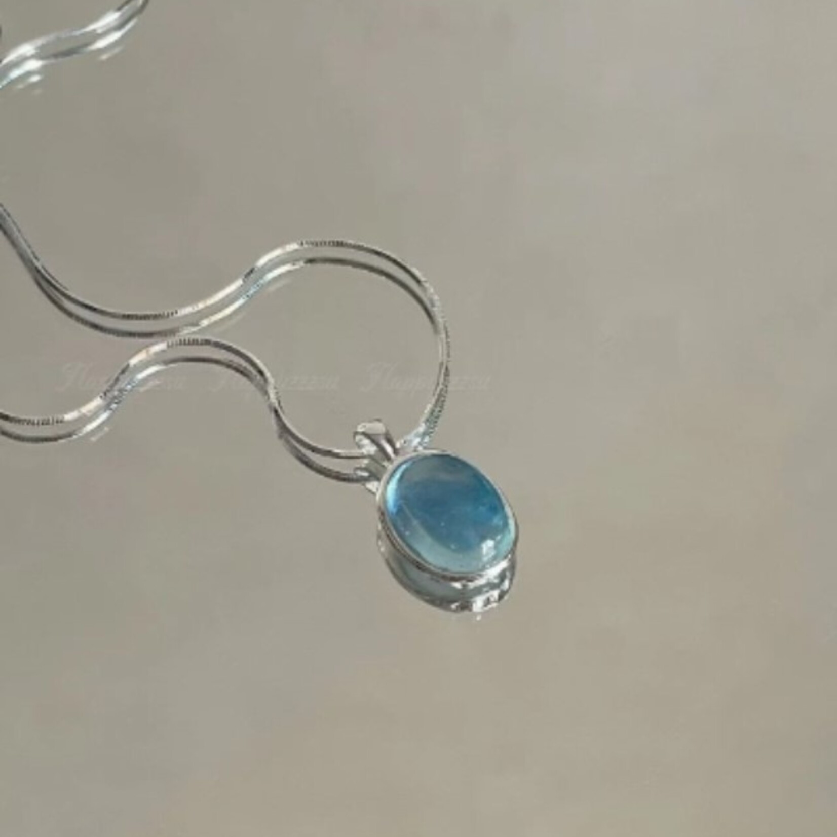 Happyzzzsu Natural Aquamarine Herringbone Necklace · Silver