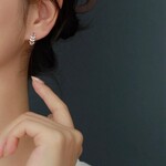 Happyzzzsu Olive Leaf Gem Hoop Earrings · Silver