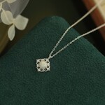 Happyzzzsu Opal Vintage Lace Square Frame Necklace · Silver