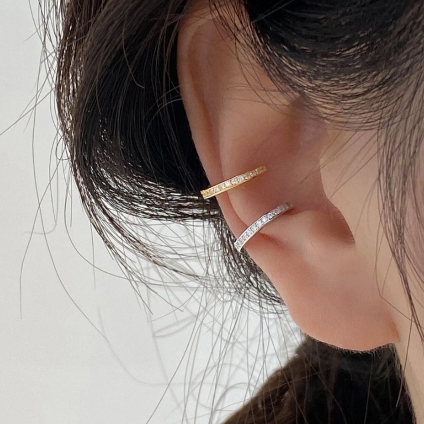 Happyzzzsu Pave Cluster Diamond Ear Cuffs · Silver