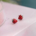 Happyzzzsu *Strawberry Stud Earrings · Silver