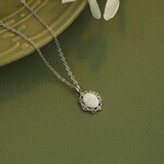 Happyzzzsu White Opal Vintage Necklace · Sterling Silver