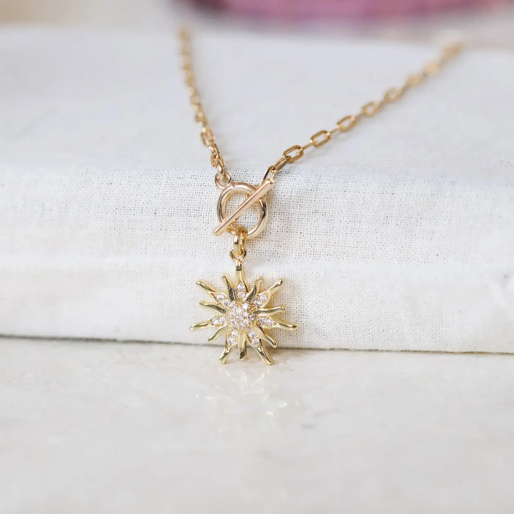 Sunrise Toggle Necklace · Gold