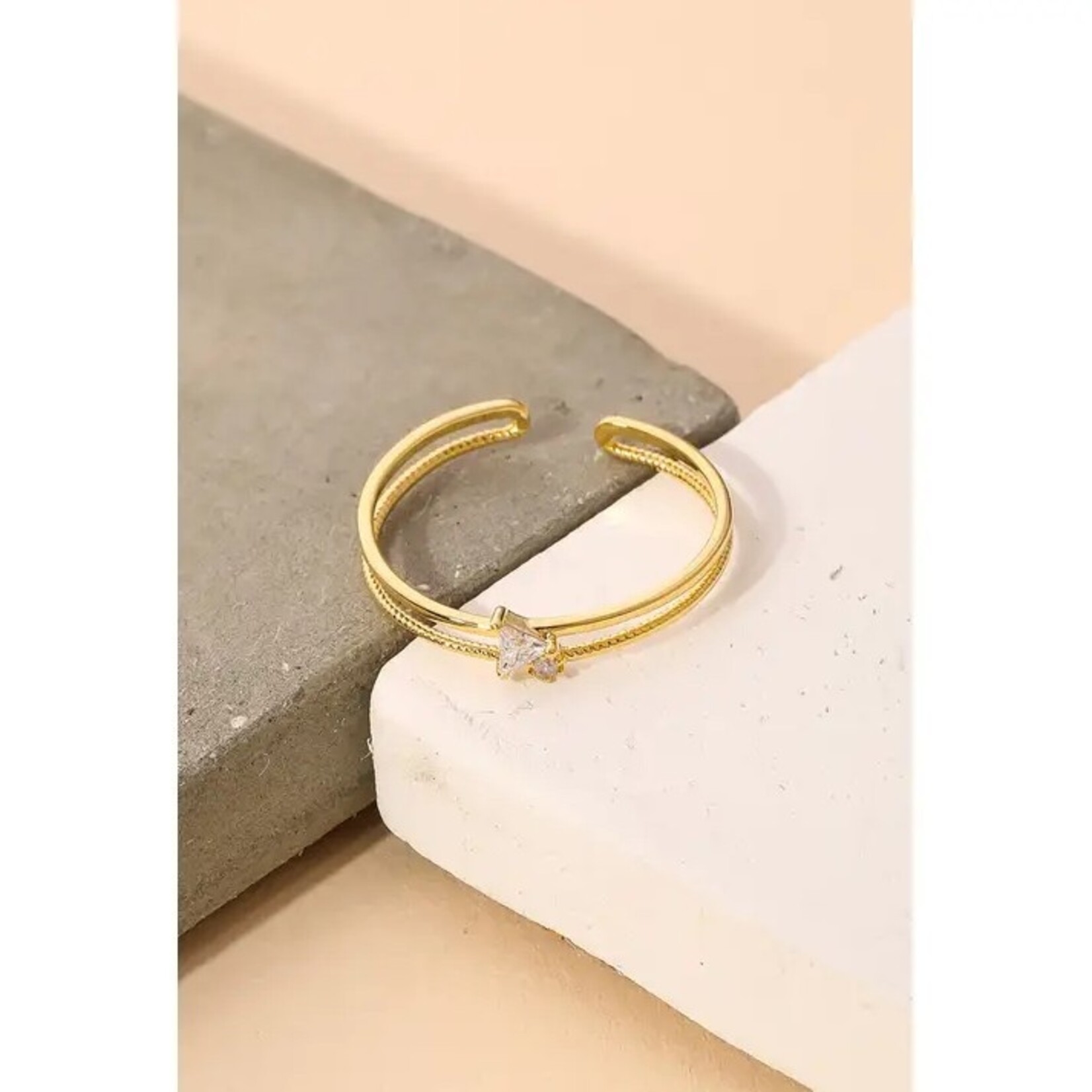 *Delicate Double Band Star Fashion Ring · Gold