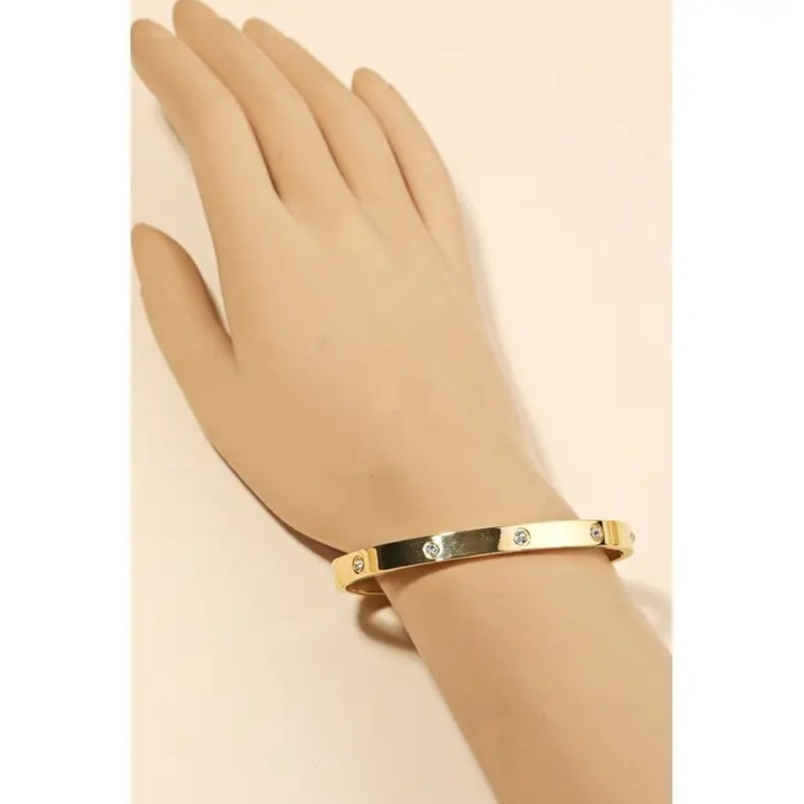 *Rhinestone Bangle Bracelet · Gold