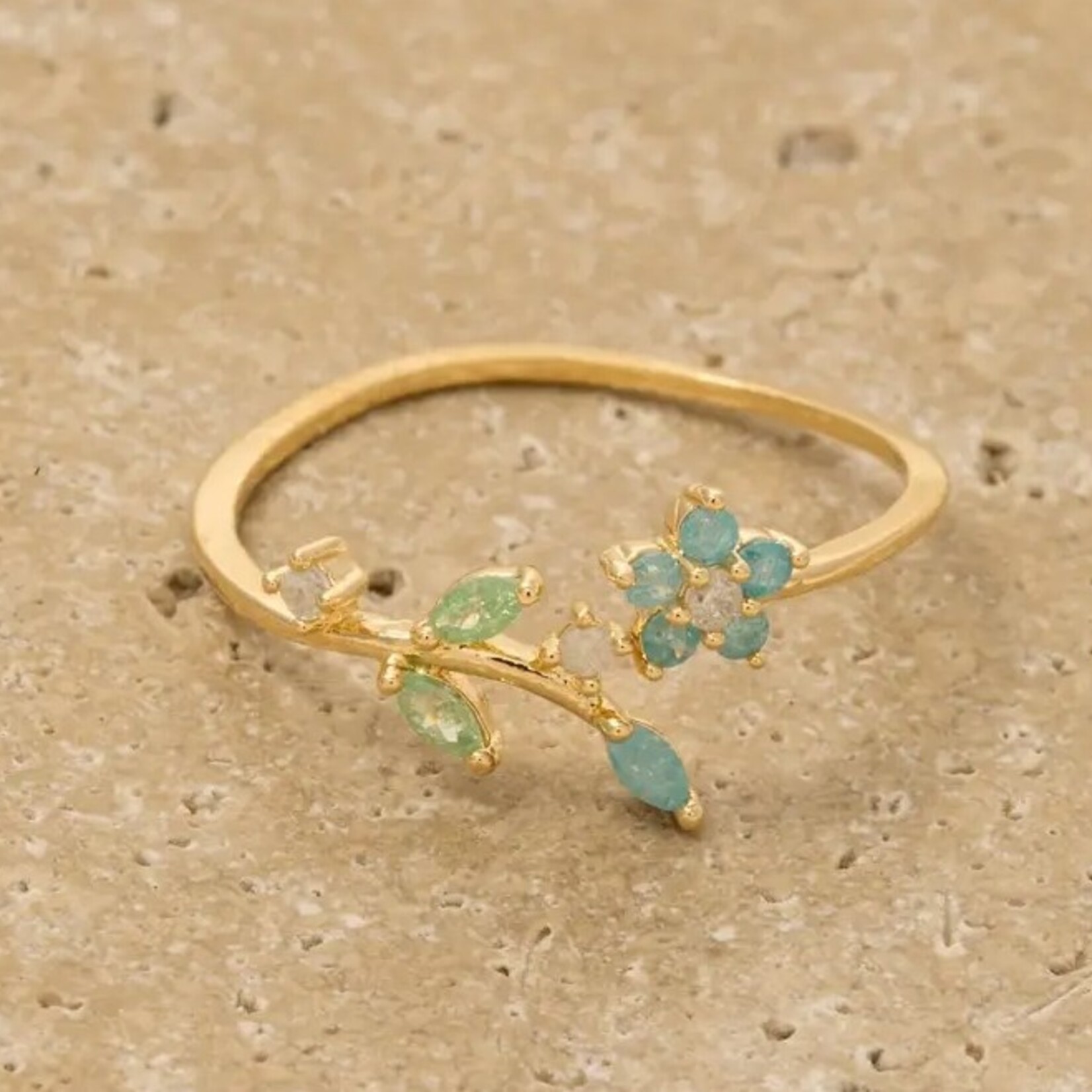 *Flower Leaf Ring · Gold