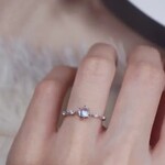 Happyzzzsu Vintage Moonstone Ring · Silver